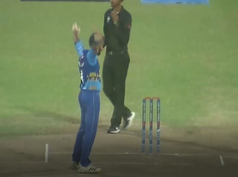 Amin's 3-fer puts Shipping on the backfoot
