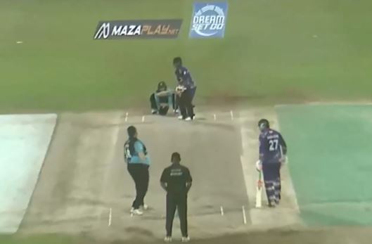 Adil Mirza puts on a show with his 3-fer