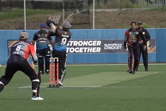 MADNESS! 307 scored off 120 balls