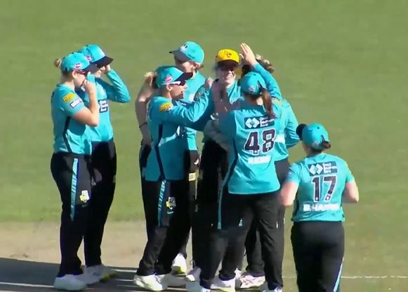 Brisbane Heat topple Sydney Thunder to register a 14-run victory