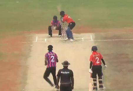 5 Fours, 4 Sixes! Rajaram's valiant 53 helps Karaikal put up 161