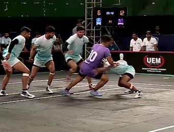 Vikash Kumar puts a leash on Arrows' raiders