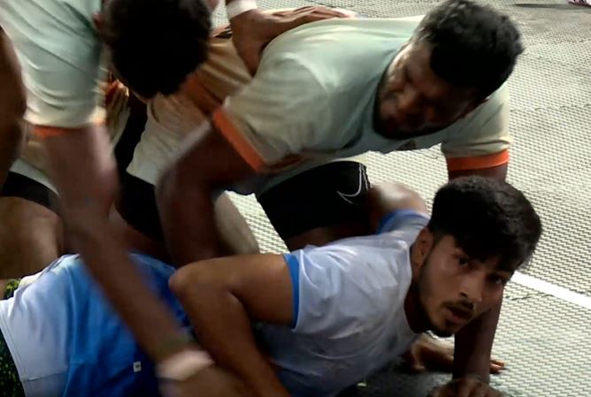 Ankit Rana demolishes Chola Veerans