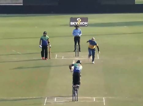 Yasir puts on a show with his 3-fer