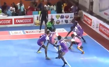 Super Bullets edge past Twilight Errant 48-44