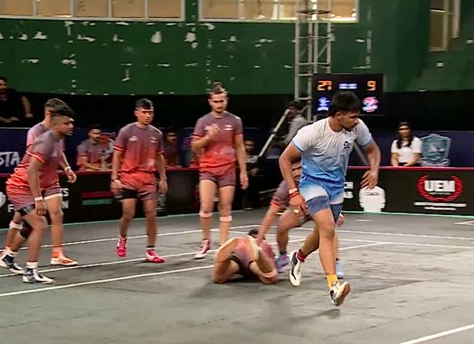 Khatri's 14 successful raids wins it for Heroes