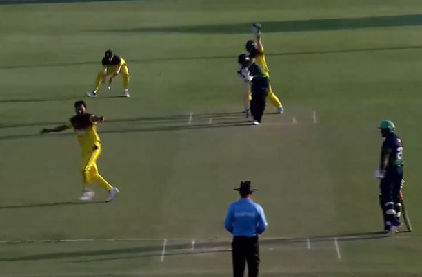 4 for 15! Qasim puts on a show