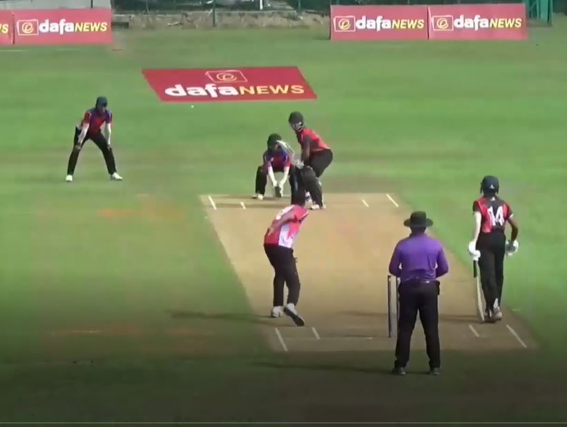Stars edge past Crescents by 16 runs to enter final