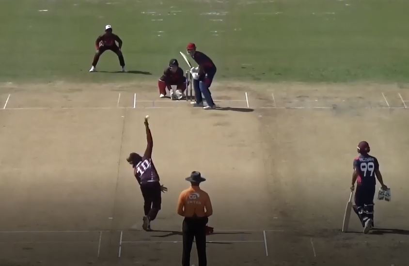 Imran Khan wrecks Colleges batting with a 4-fer