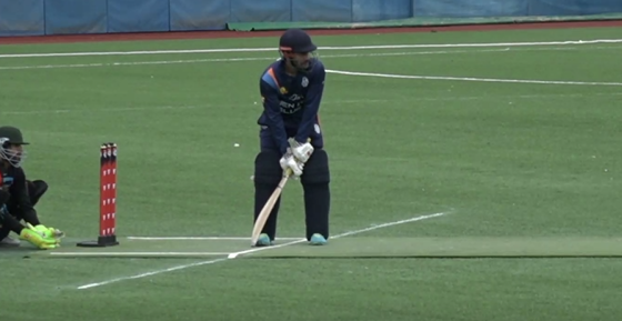 52 off 25! Snehith Reddy anchors Men in Blue