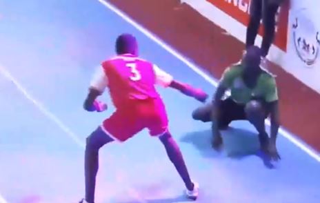 Fighters KC drub resilient Twilight Errant 50-43