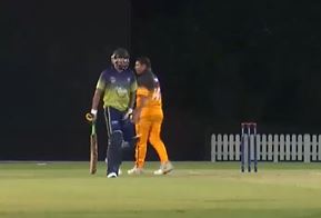 4 Fours, 3 Sixes! Sultan's valiant knock of 59