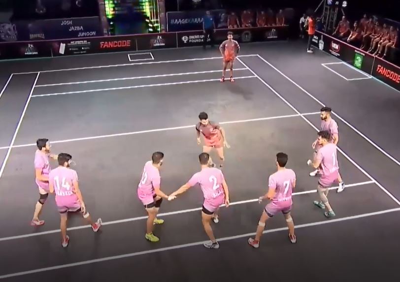 Rhinos overcome Tigers by 13 points