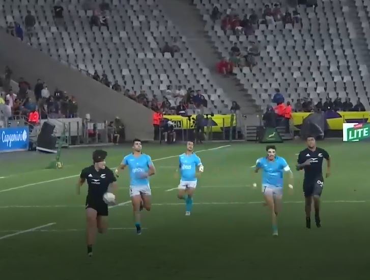 Explosive New Zealand thrash Uruguay 50-0