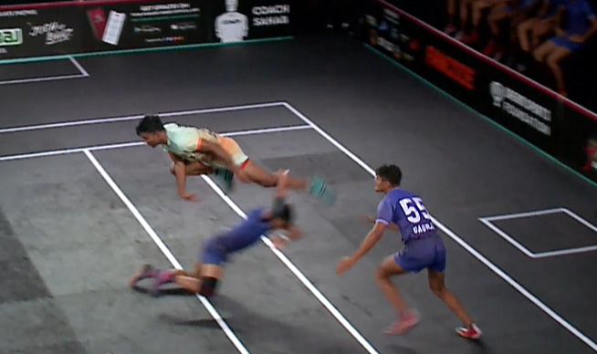 M Dhinesh Kumar puts up a show with 14 raid points