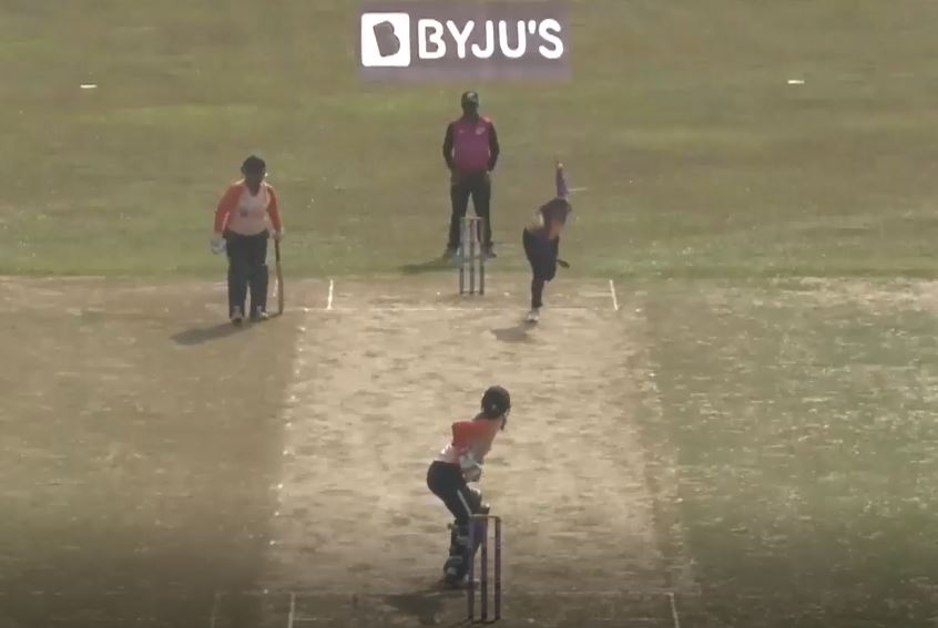 Strikers thrash Stars by 91 runs in a one-sided clash