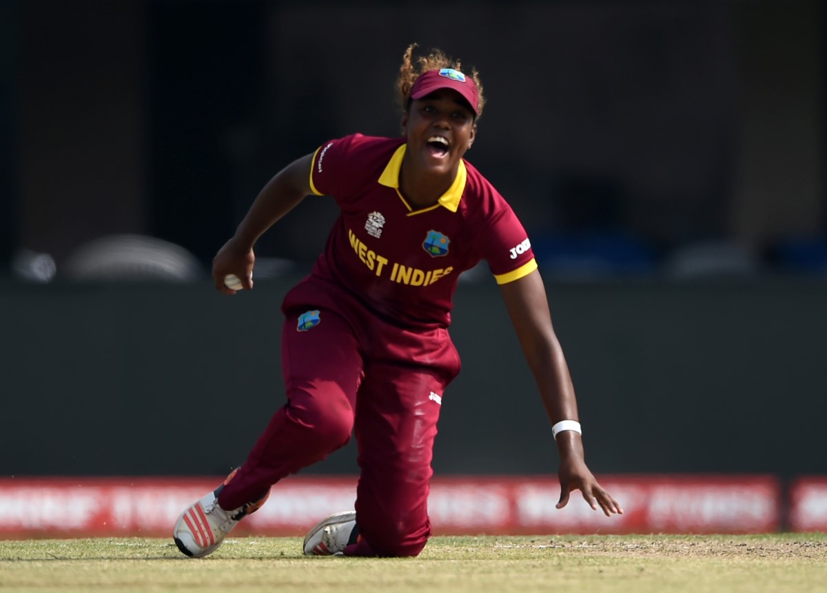 3 for 15! Hayley Matthews's controlled spell derails England