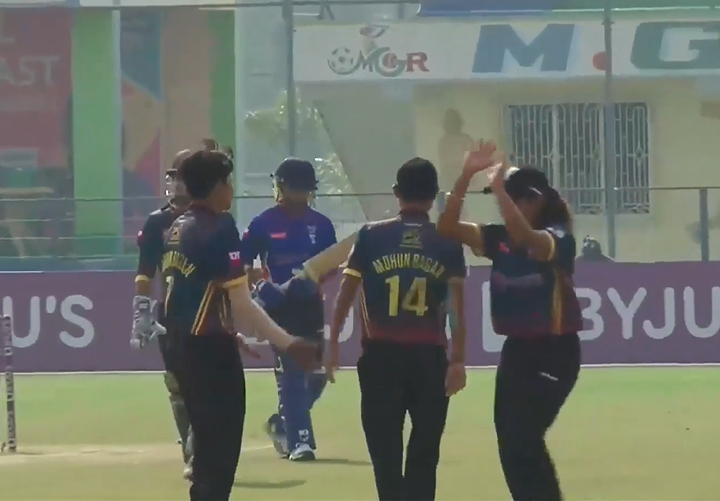 Table-toppers Mohun Bagan continue winning streak, beat Kalighat by 15 runs