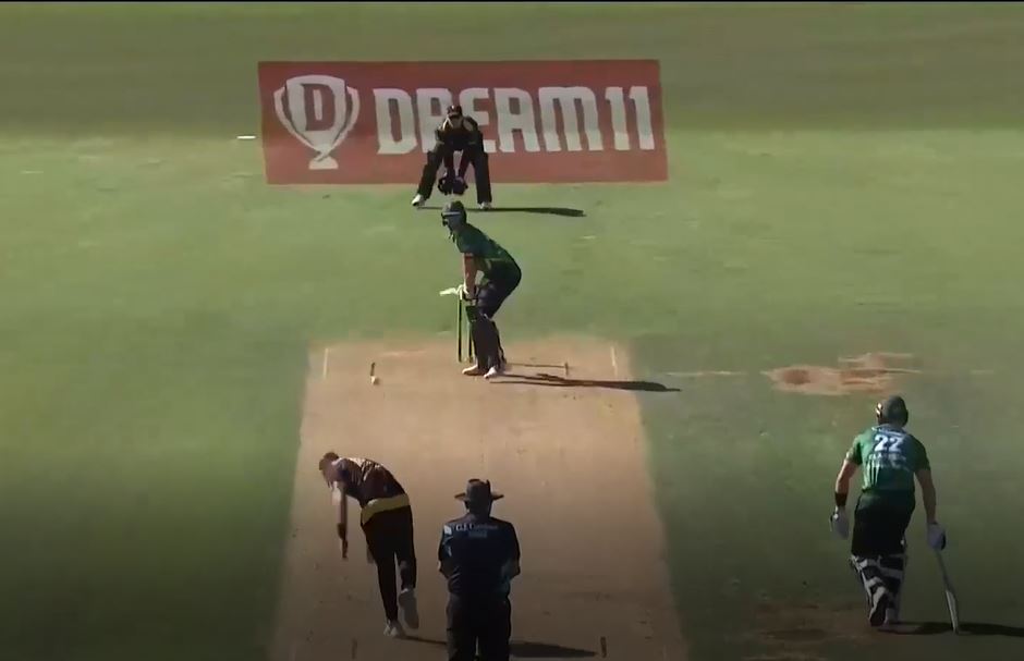 56 off 23! Bruce's rampage rocks Firebirds