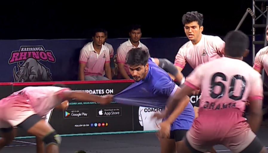 17 Raid Points! Ashish Bhati dismantles Veers' defence