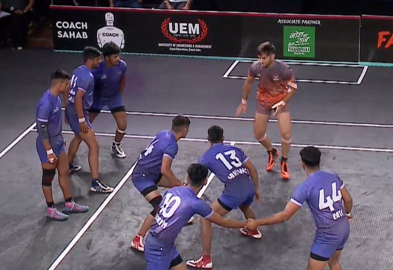 Abhishek Ajipal's breathtaking tackle