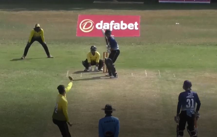 Alam's quickfire 62 wins it for Leopards