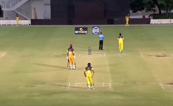 94 off 54! Qamar Awan leads Karwan CC to 197