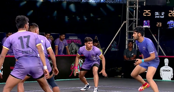 Subham Bidhuri storms past Arrows with 14 points