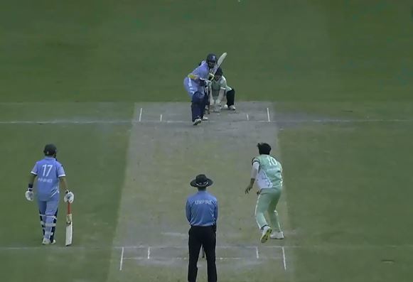 Waseem spins his web with 3-fer