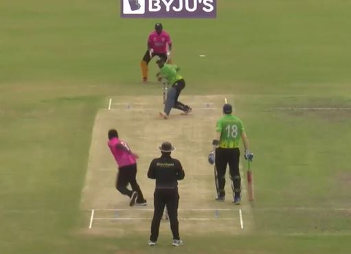 Saju Chothan's 59 powers Mahe Veterans to 116