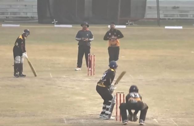 3 for 10! Punit Tomar crushes Royal Star Club