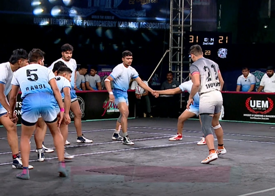 Rahul Rathee outsmarts Magnets' raiders