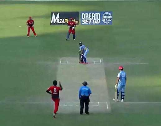 Emirates Blues pip Sharjah by 5 runs in Thriller