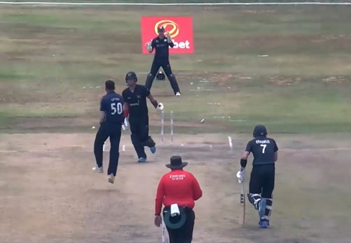 Safyaan's economical spell of 3 wickets