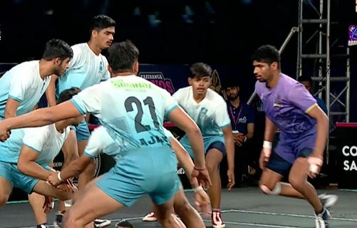 Nandal puts Arrows on the backfoot with his tackles