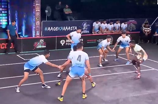 Upbeat Heroes sail past Veerans 48-35