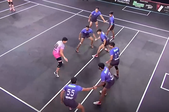 Kaziranga Rhinos pip Periyar Panthers 52-45 in a close contest