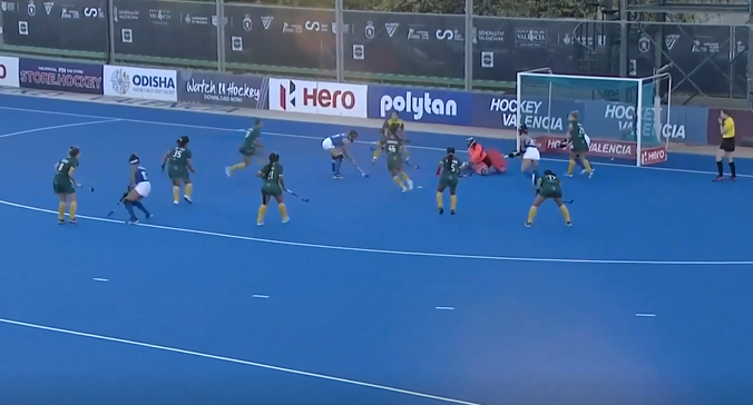 Rampant Italy outsmart a shaky South African side 2-0