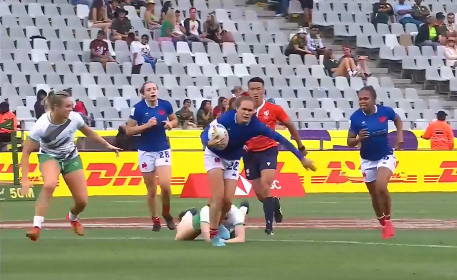 Resilient Ireland edge past France by two points