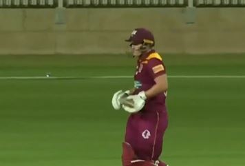 60 off 23! Harris's valiant knock wins it for Queensland