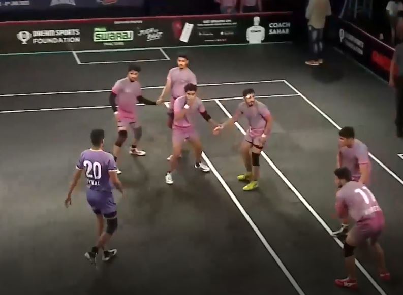 Rhinos edge past Arrows by 3 points in a nail-biting clash