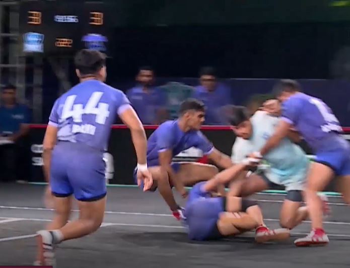 Ankit Bhati and Abhishek Nagar's solid defence wins it for Panthers