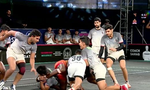 Sahil Narwal's daring tackle against Chola Veerans