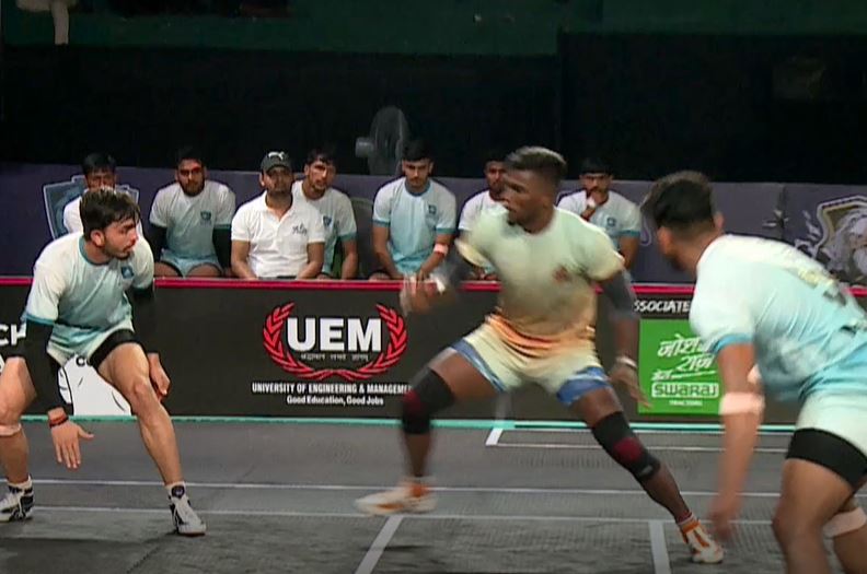 All-round K Thamizhvanan wins it for Veerans