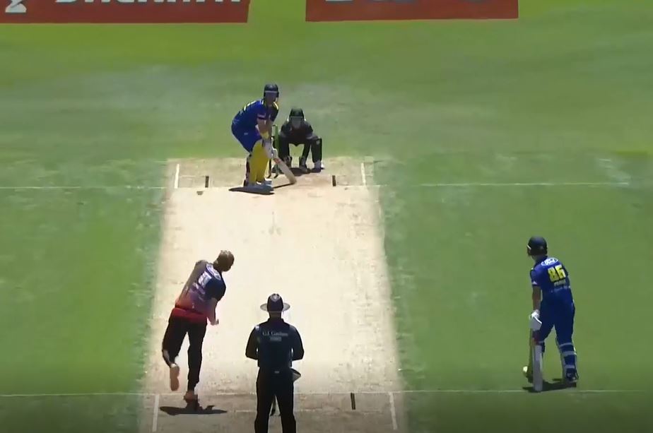 Districts secure easy win, pip Volts by 7 wickets