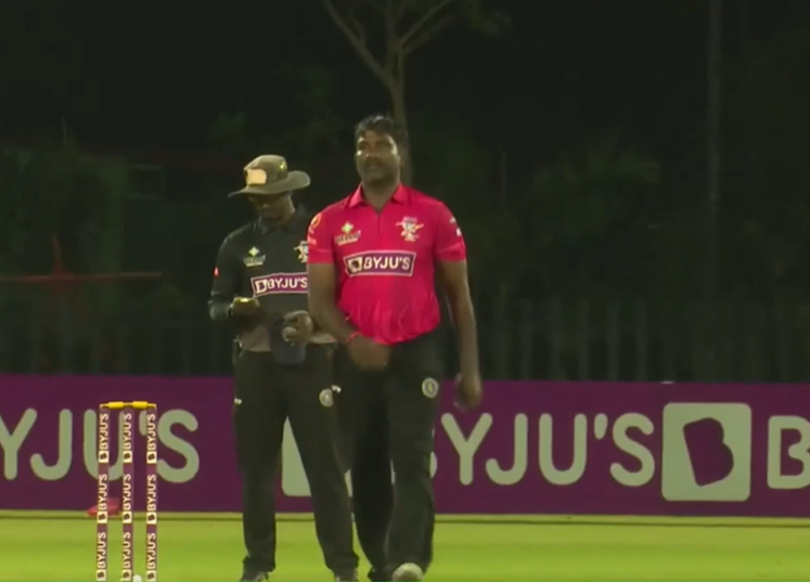 3-fer! D Pannerselvam mangles Veterans Secretary