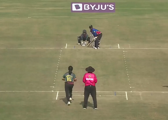 3 for 22! Piyali Ghosh gets the better of Kalighat batters