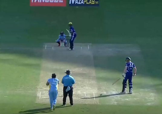 3-fer! Rahul Bhatia bundles out Dubai for 80