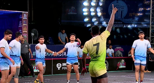 Masana Muthu slips past Heroes with 11 points