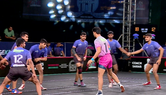 Mithun Singh slips past Periyar Panthers with 19 points